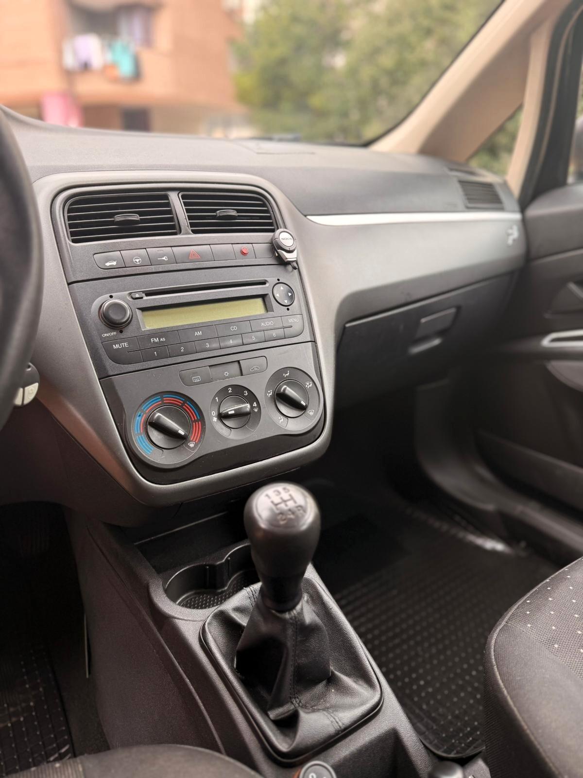 Fiat Grande Punto 1.3 MJT 75 CV 5 porte Active