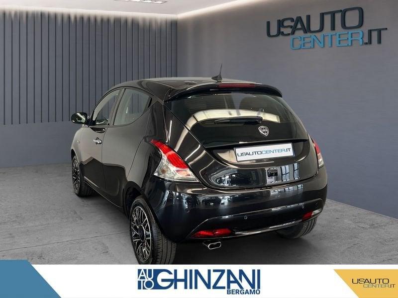 Lancia Ypsilon Ypsilon 1.0 FireFly 5 porte S&S Hybrid Platino