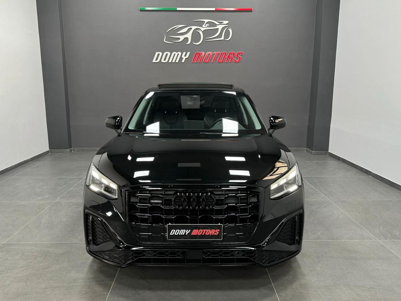 Audi Q2 35 TDI S tronic Identity Black