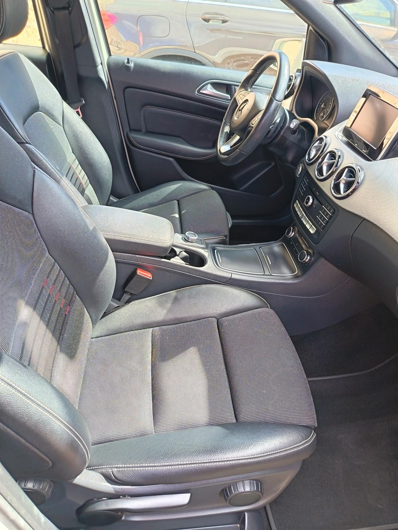 Mercedes-benz B 200 d Automatic 4Matic Executive