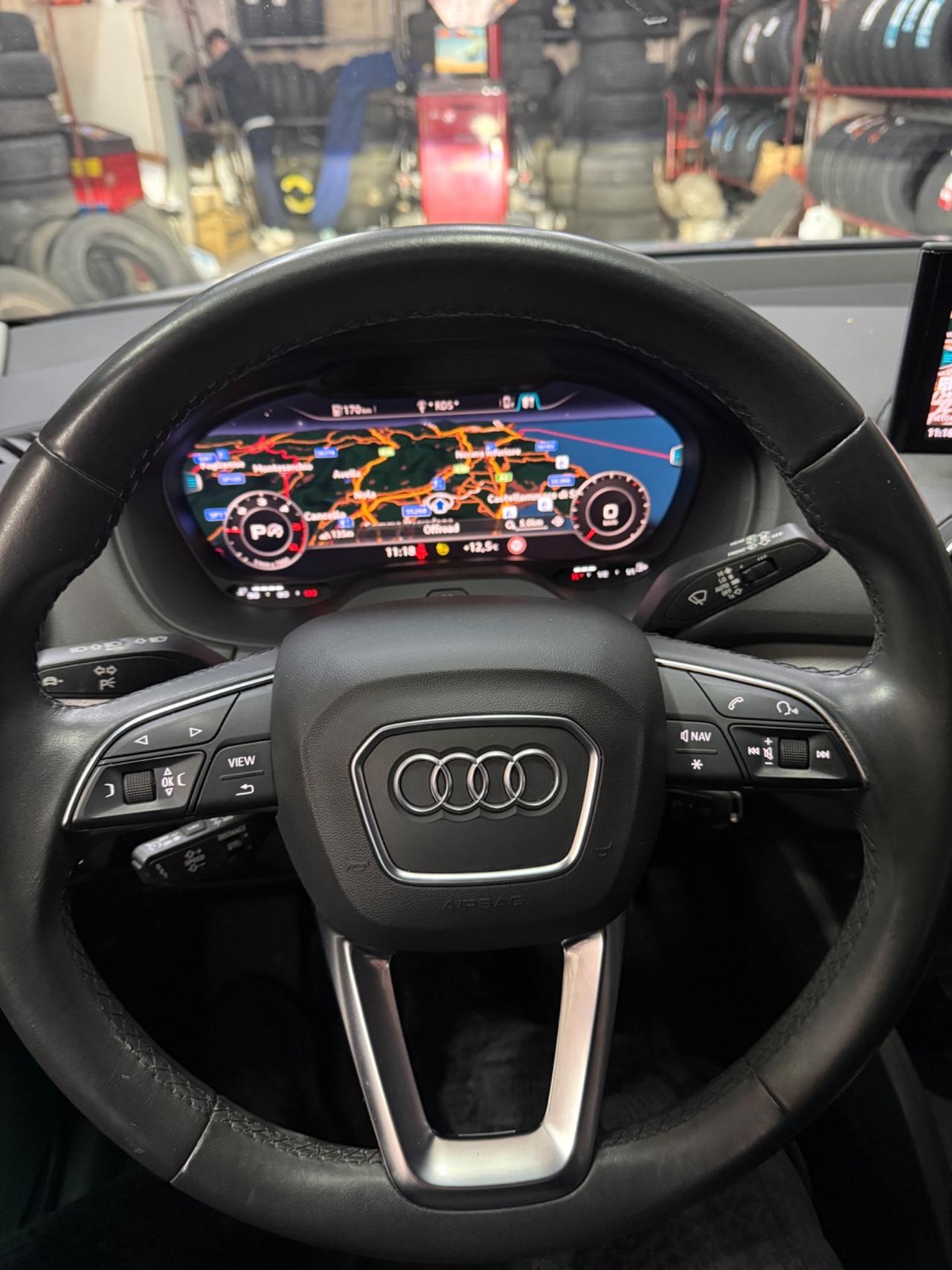 Audi Q2 30 TDI S tronic IDENTITY BLACK COCKPIT MATRIX