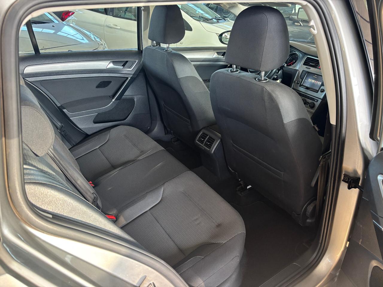 Volkswagen Golf Variant 1.6 TDI 110 CV Highline BlueMotion Tech.