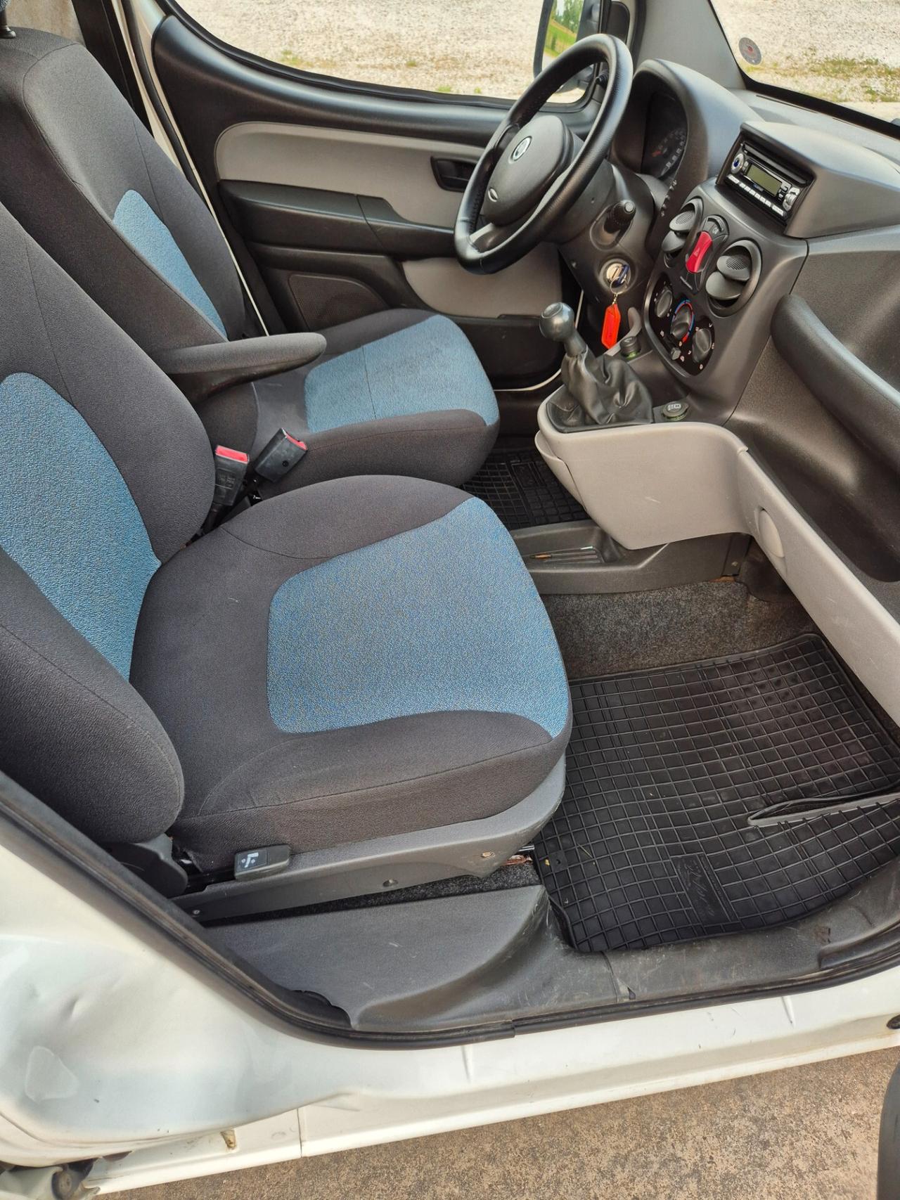 Fiat Doblo 1.9 JTD cat Cargo Lamierato