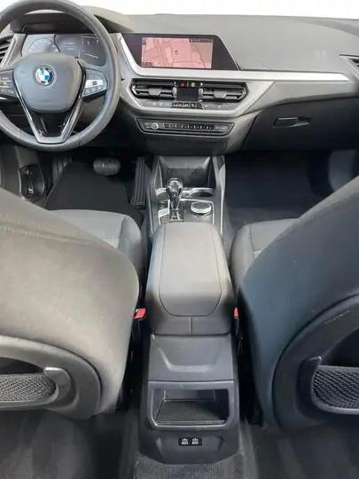 Bmw 118d 5p. Business Advantage