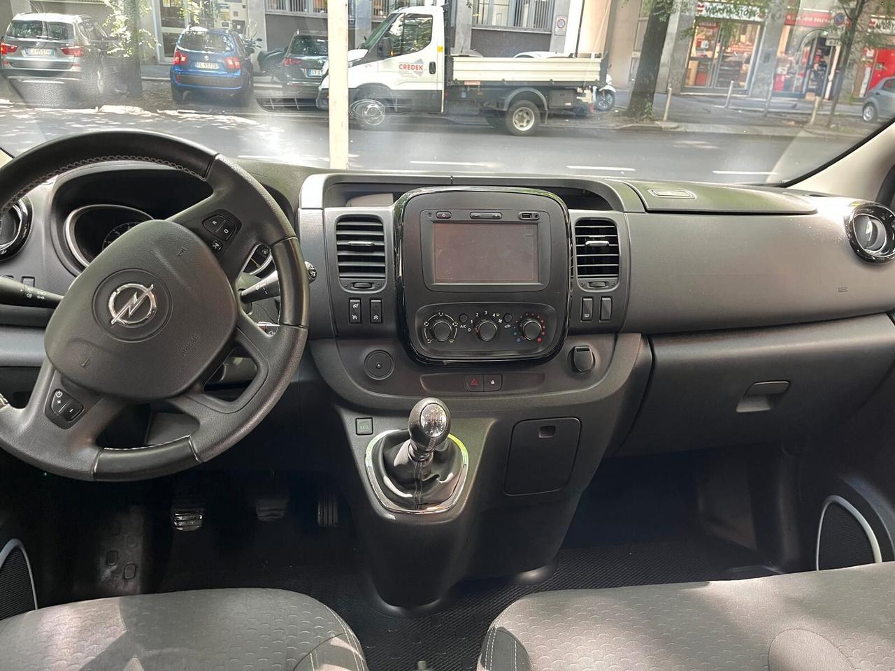 Opel Vivaro 29 1.6 BiTurbo 9 POSTI