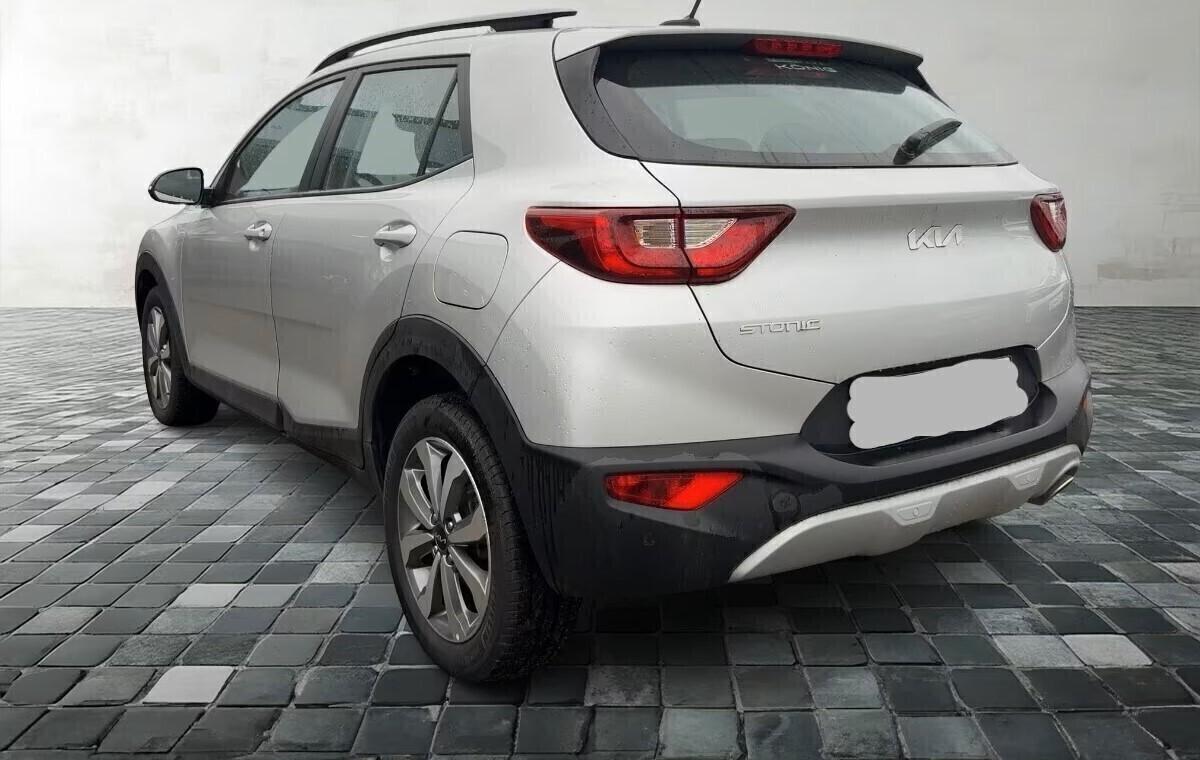 Kia Stonic 1.0 T-GDi 100 CV MHEV MT GT Line ok neo patentati