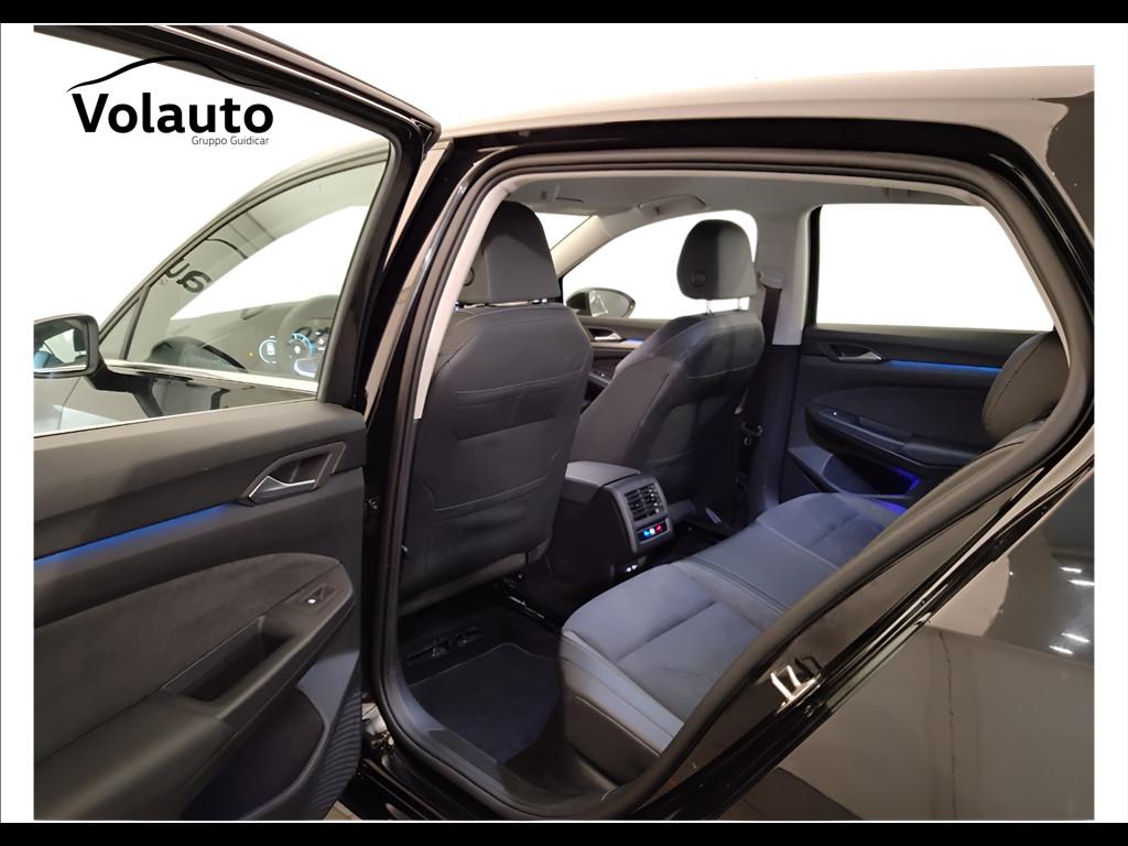 VOLKSWAGEN Golf VIII 2024 - Golf 2.0 tdi Style 150cv dsg