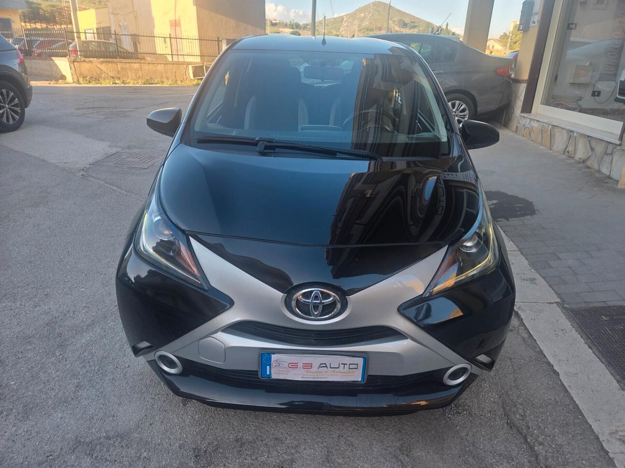 TOYOTA AYGO 1.0 BENZ 70 CV AUTOMATICA KM CERTIFICATI