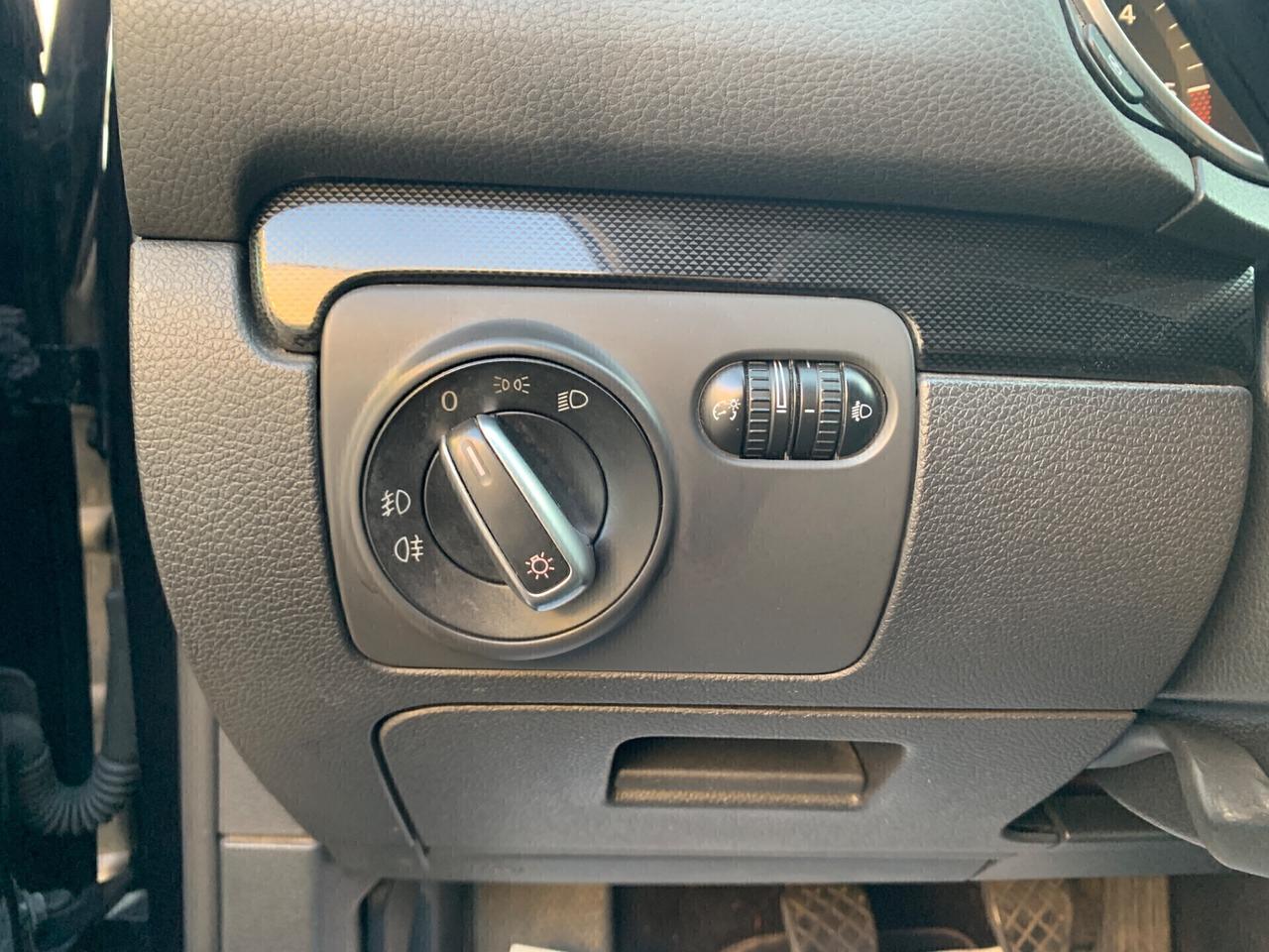 Volkswagen Golf 1.6 TDI DPF 5p.