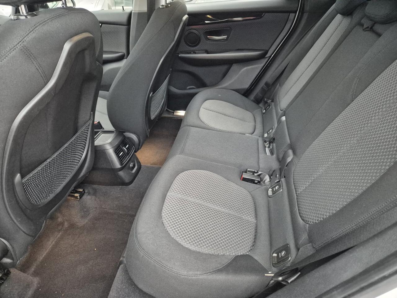 Bmw 216 214d Active Tourer Advantage