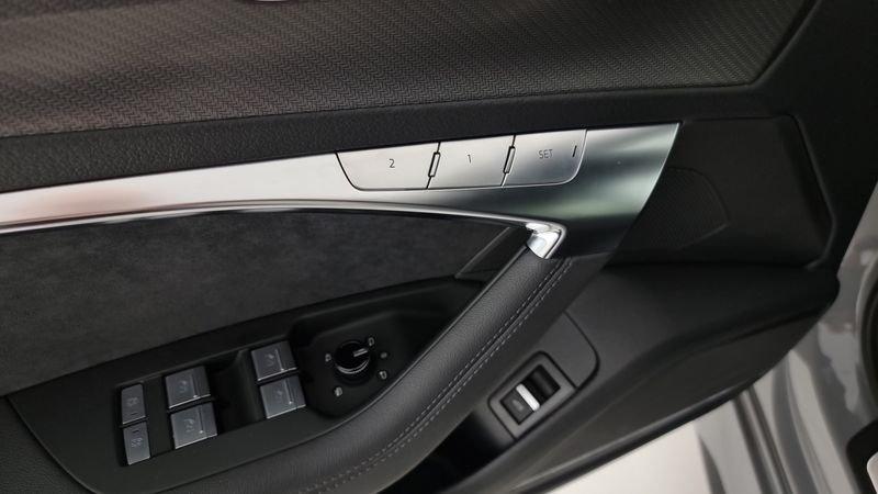 Audi RS6 4.0 quattro tiptronic Performance Avant
