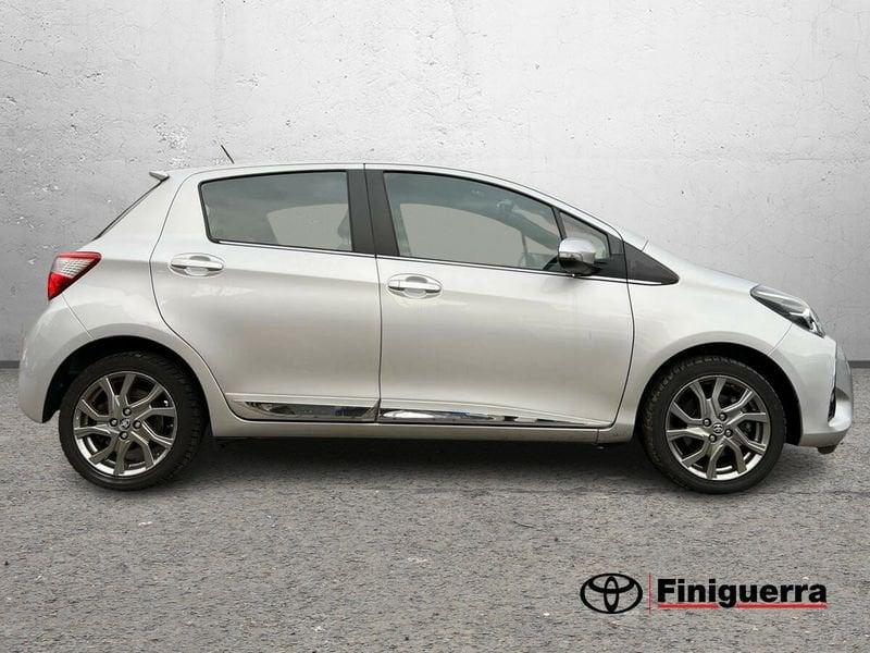Toyota Yaris Yaris 1.5 5 porte Lounge
