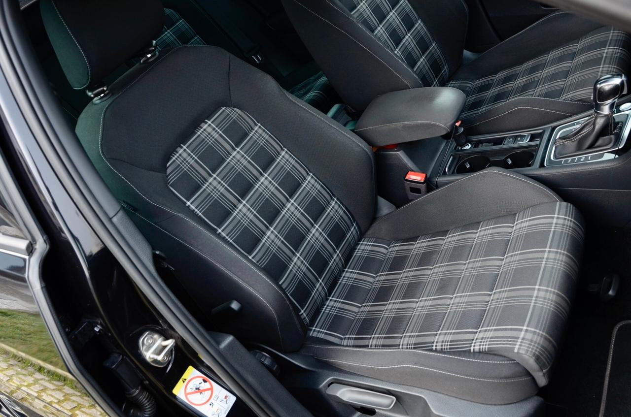 VOLKSWAGEN GOLF GTD 2.0 TDI 184cv DSG, UNICOPROPRIETARIO, EURO 6D, APPLE ANDROID, 18", PERMUTE