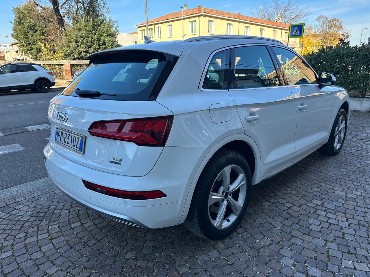 Audi Q5 2.0 TDI 190 CV quattro S tronic Business Sport