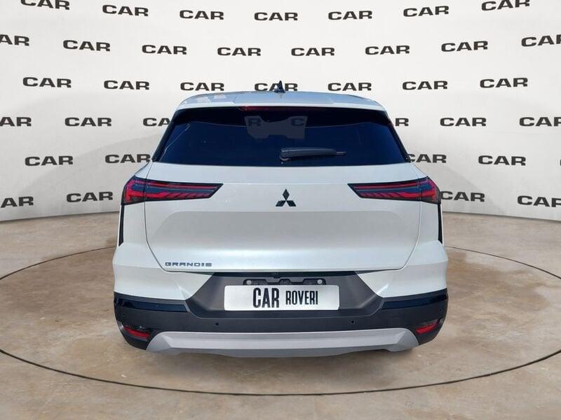 Mitsubishi Grandis 1.3 MHEV Intense DCT - promo Mitsubishi