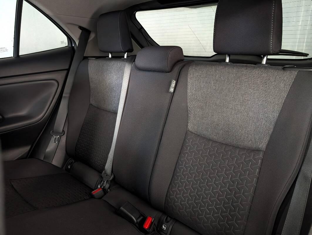 Toyota Yaris Cross 1.5h Business fwd 116cv e-cvt