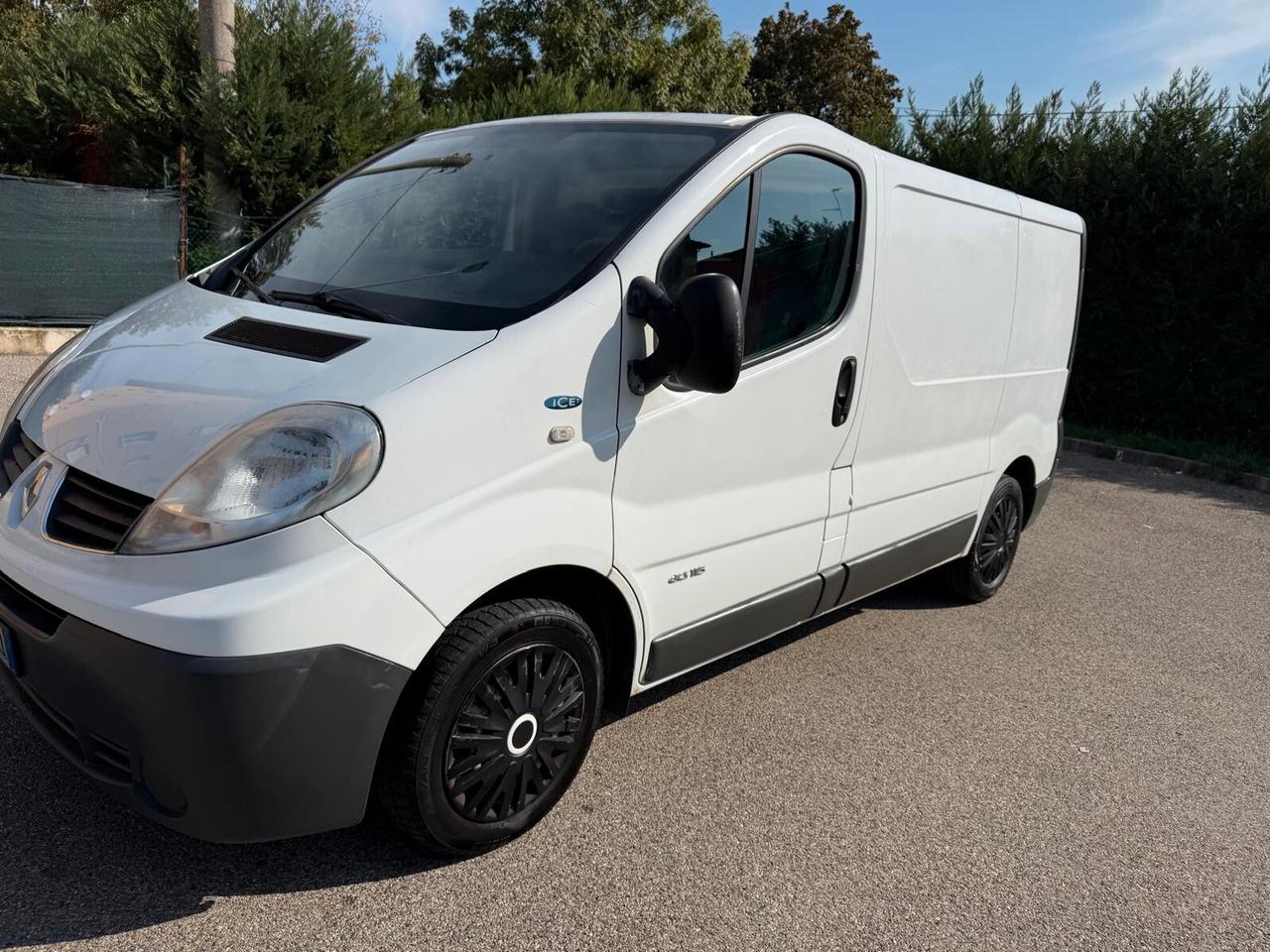 Renault Trafic T27 2.0 dCi/115 - 12 MESI DI GARANZIA -
