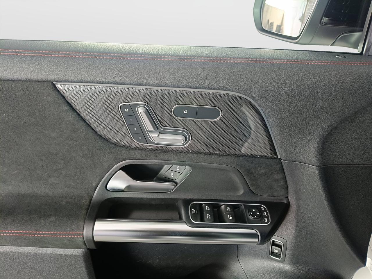 Mercedes-Benz GLA-H247 2020 - GLA 180 d Premium auto