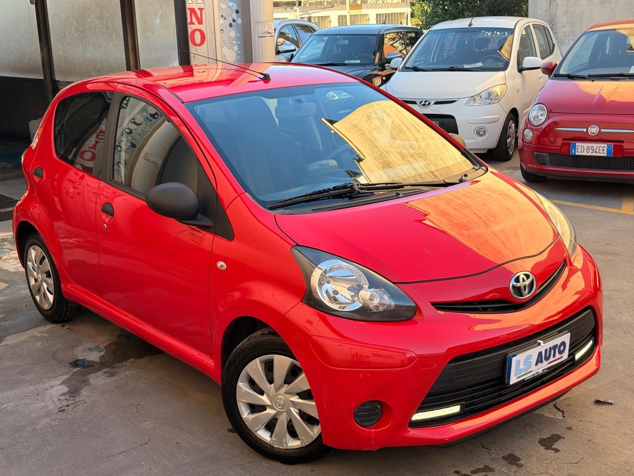 Toyota Aygo 1.0 12V VVT-i 5 porte Lounge Connect