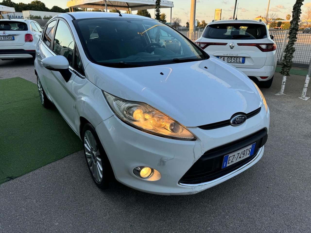 Ford Fiesta 1.4 TDCi 68CV 5 porte Titanium 2009