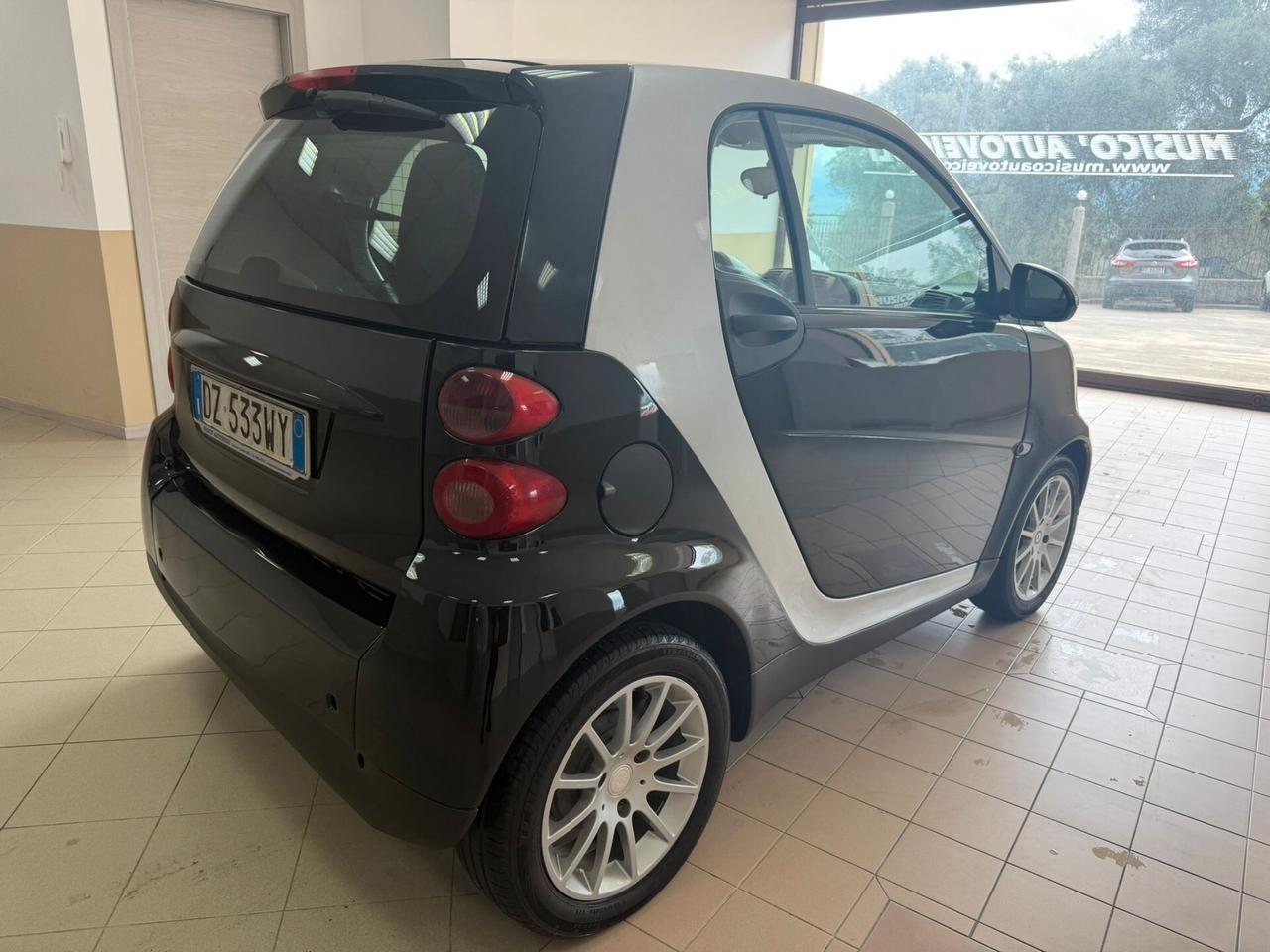 Smart ForTwo 1000 52 kW coupé passion
