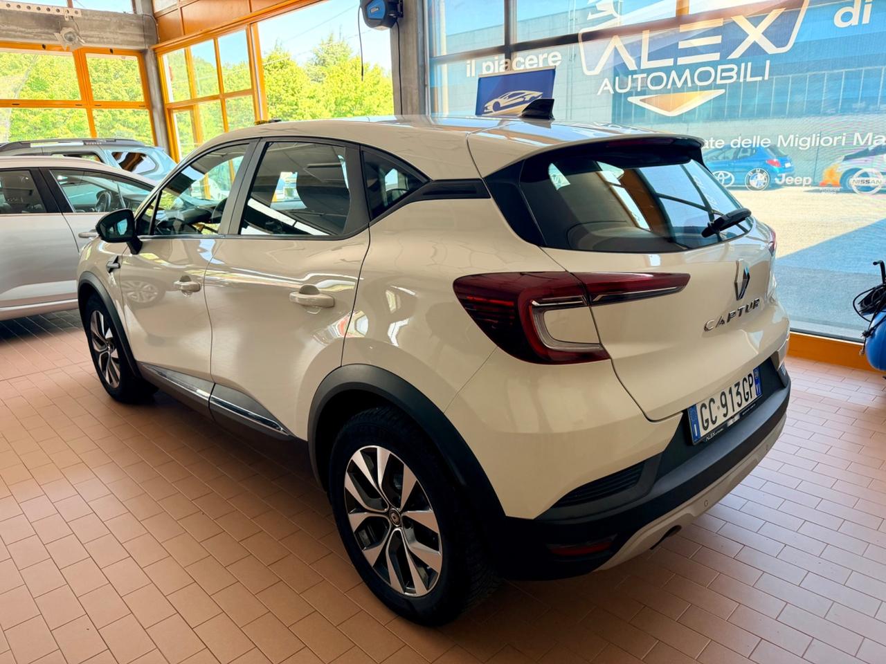 Renault Captur 1.000 benz/GPL 101cv E6