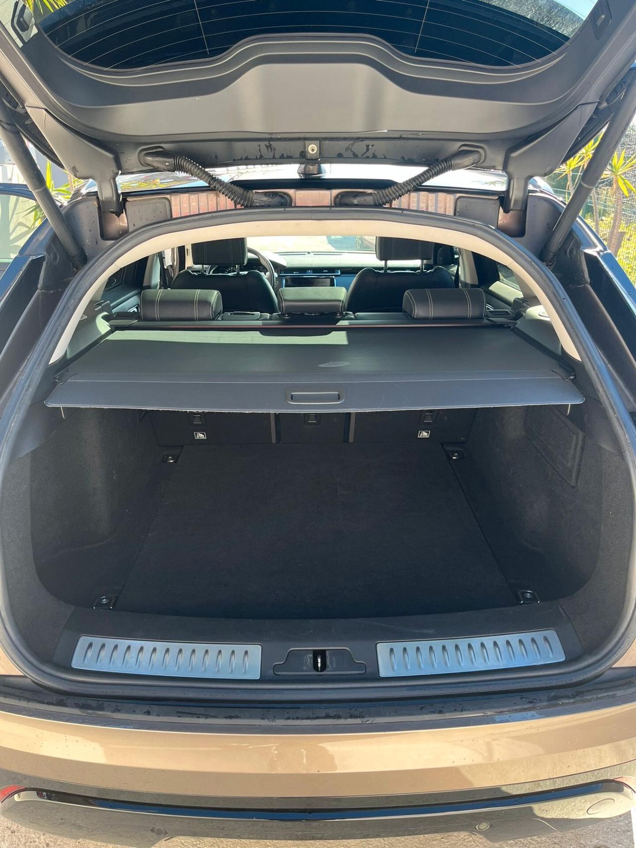 Land Rover Range Velar 2.0D I4 240 CV SE