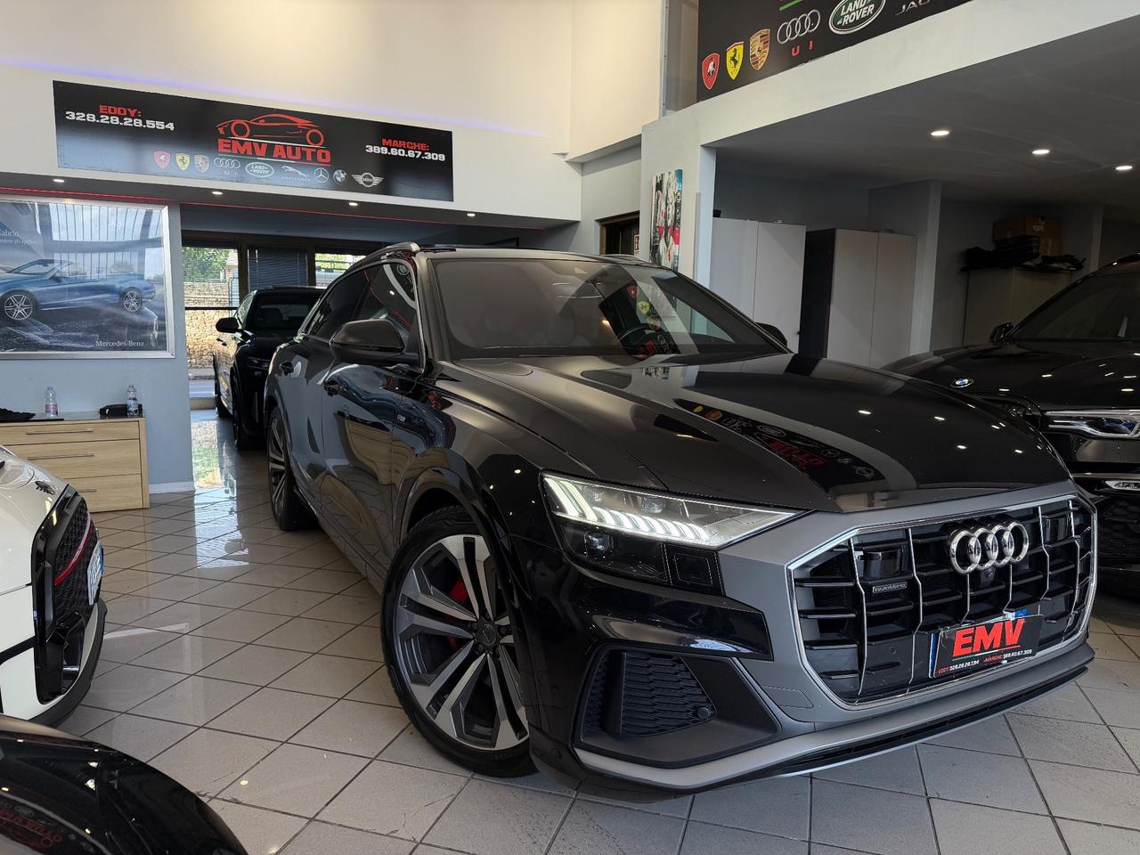 Audi Q8 45 TDI quattro tiptronic S-LINE..