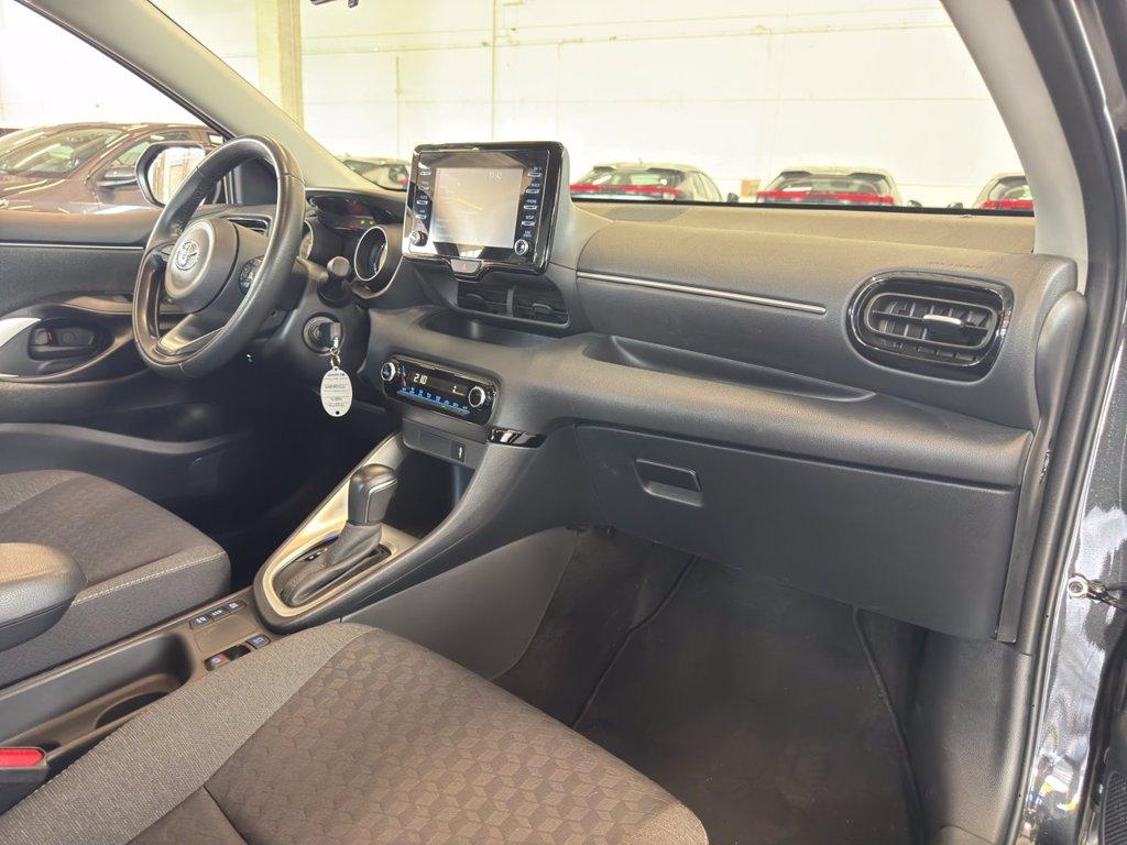 TOYOTA Yaris 1.5h trend del 2022