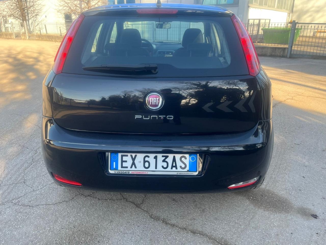 Fiat Punto 1.3 MJT 5 porte anno 2014 per neo pat