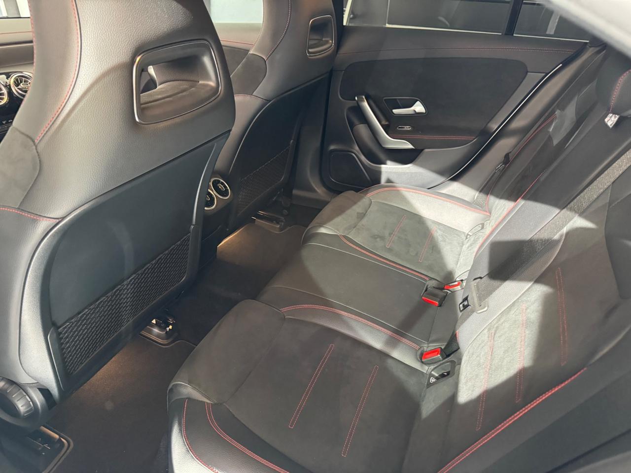 Mercedes-benz CLA 200 d Automatic Premium