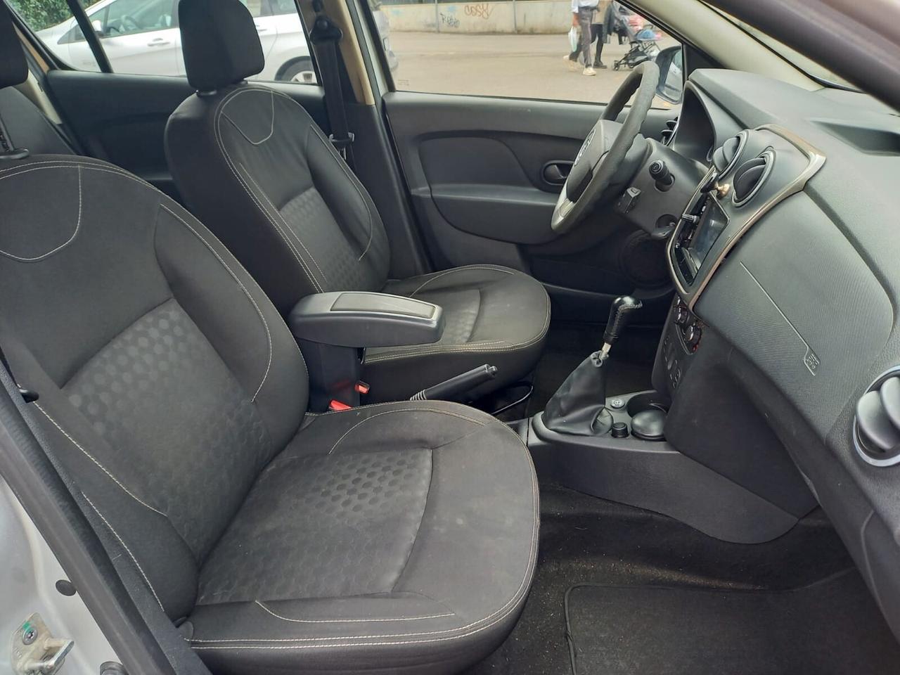 Dacia Sandero GPL CASA MADRE GARANZIA 12 MESI