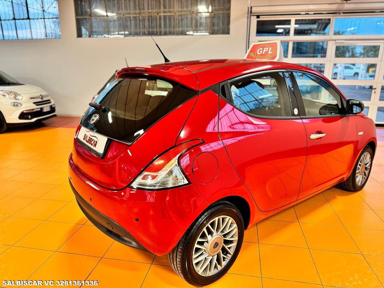 Lancia Ypsilon 1.2 69 CV 5 porte GPL Ecochic Gold