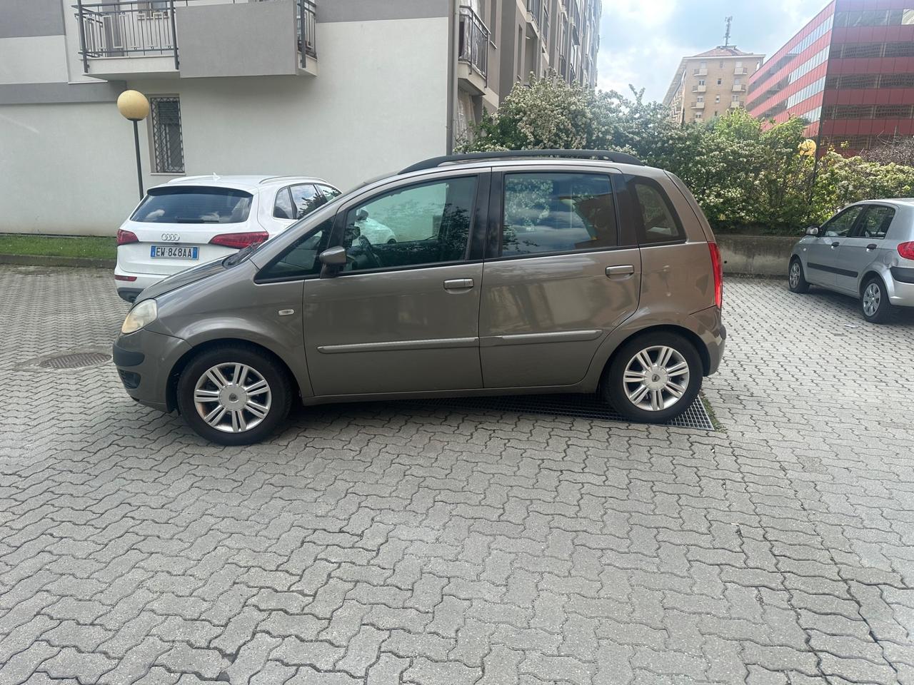 Lancia MUSA 1.4 16V Platino