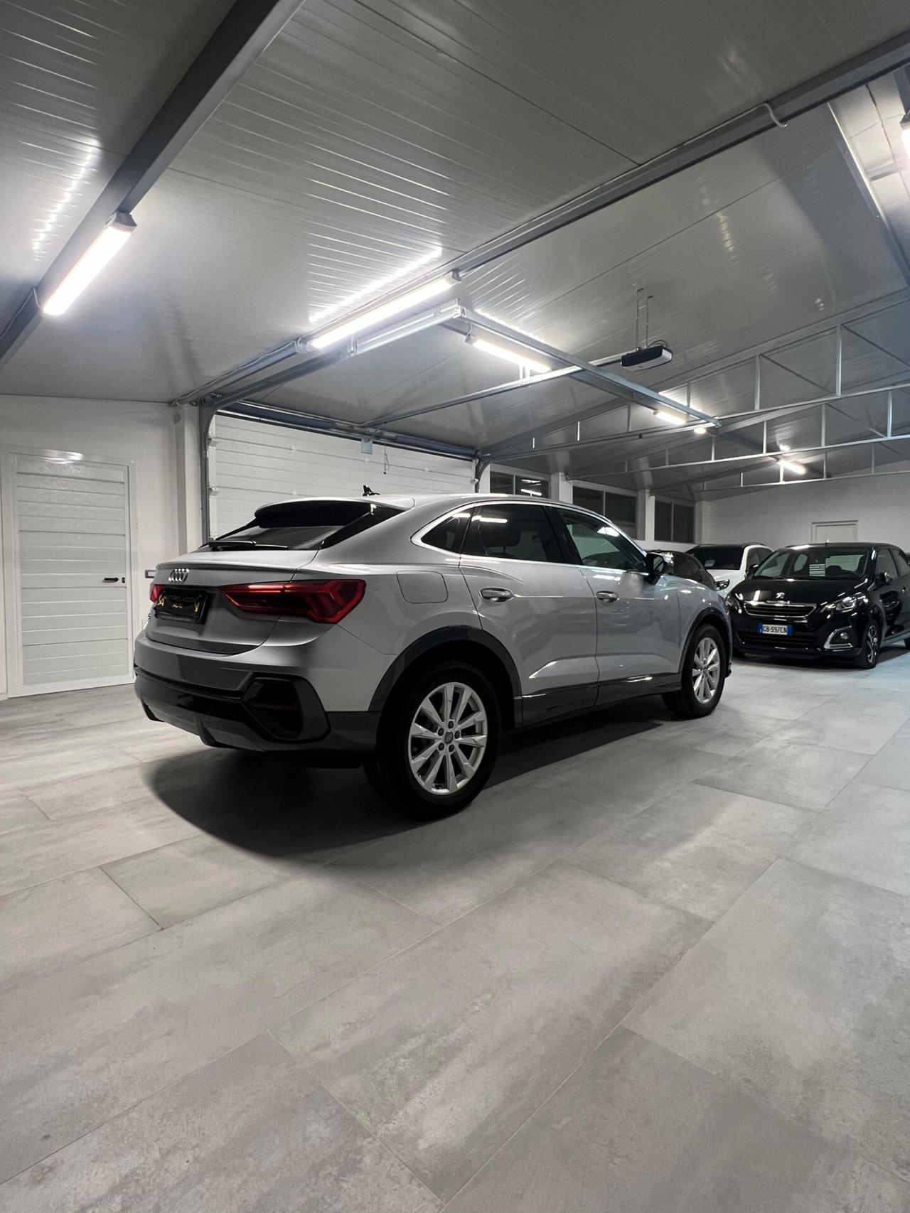 Audi Q3 35 TDI S tronic Business Advanced