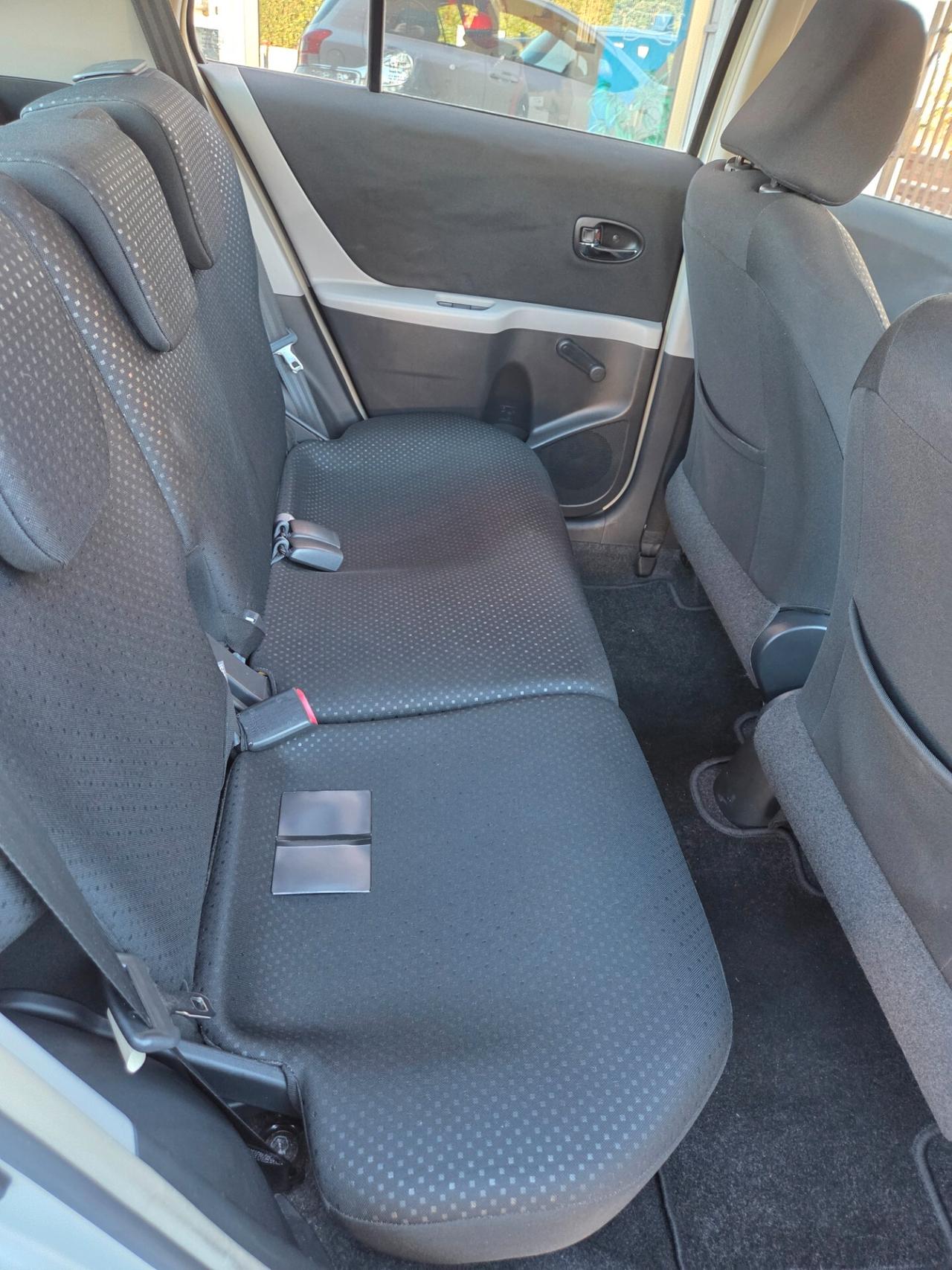 Toyota Yaris - 2010
