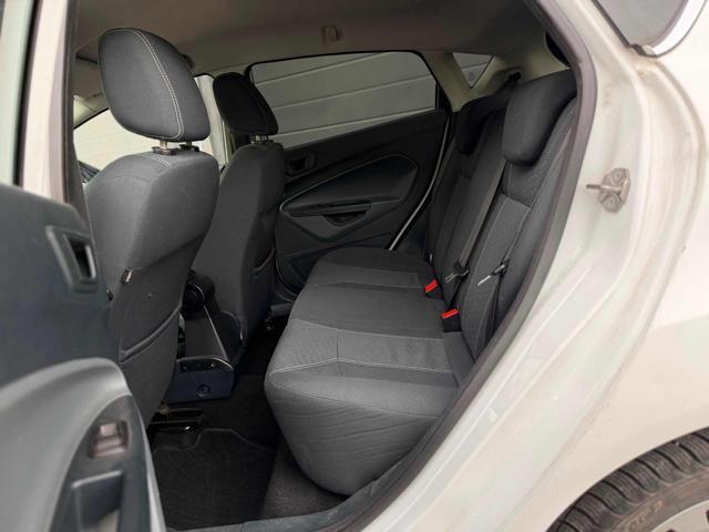 FORD Fiesta 1.4 TDCi 68CV 5 porte Titanium