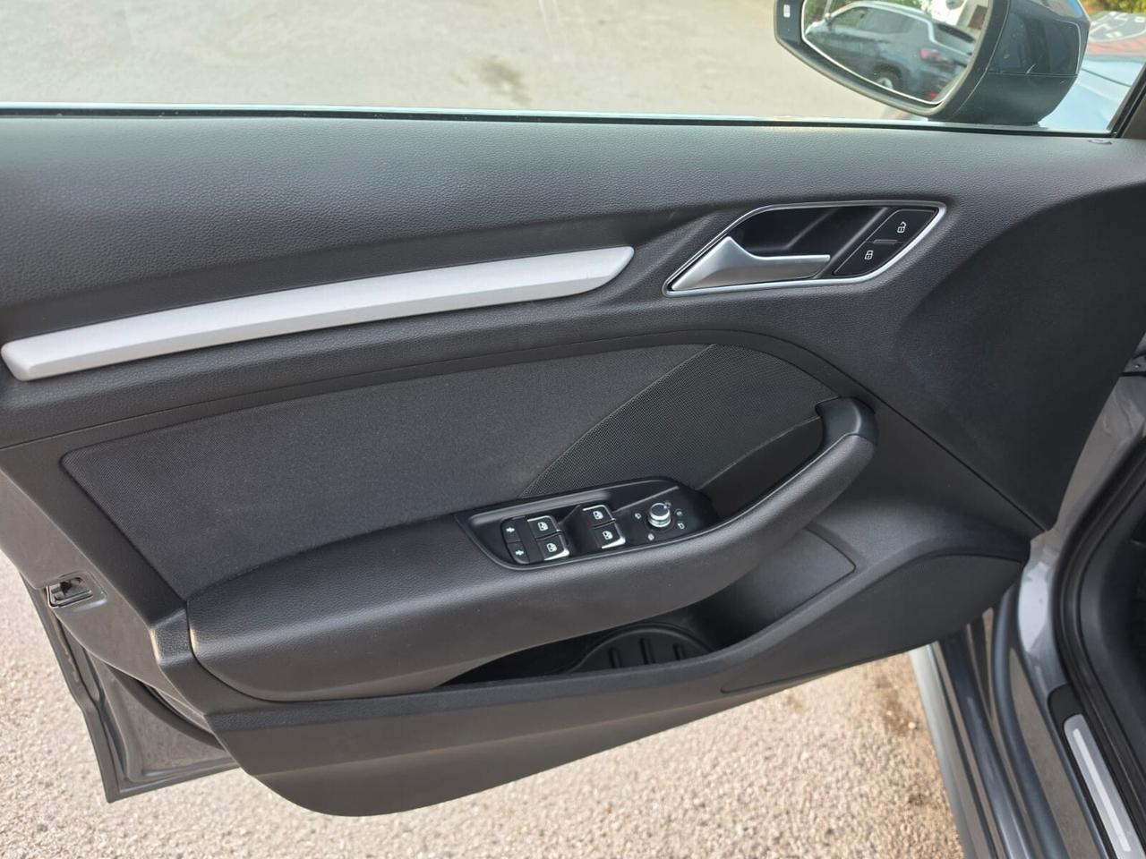 Audi A3 SPB 30 g-tron S tronic Sport