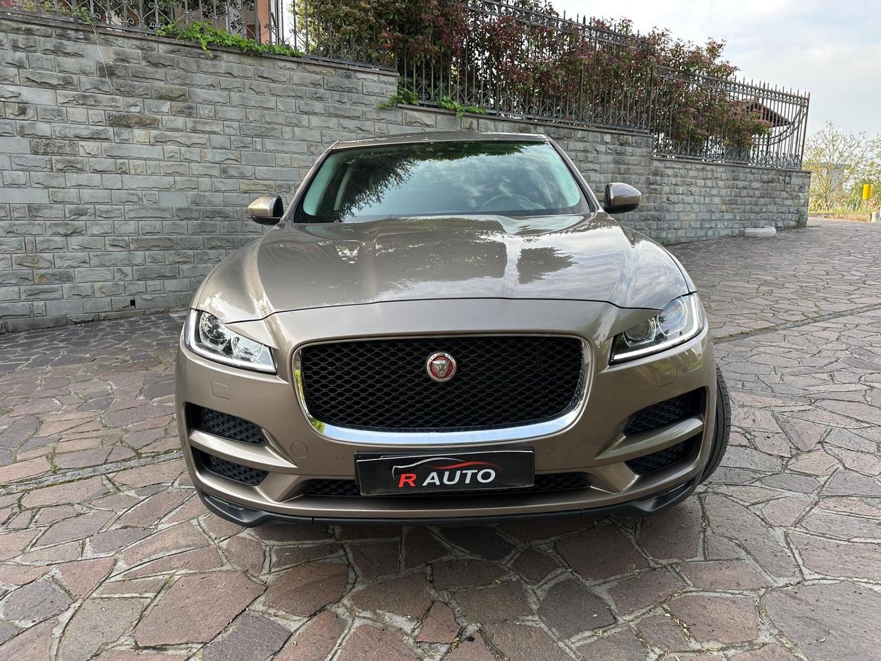 Jaguar F-Pace 2.0 D 180 CV AWD aut. R-Sport
