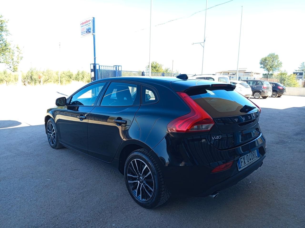 Volvo V40 D2 Business Plus