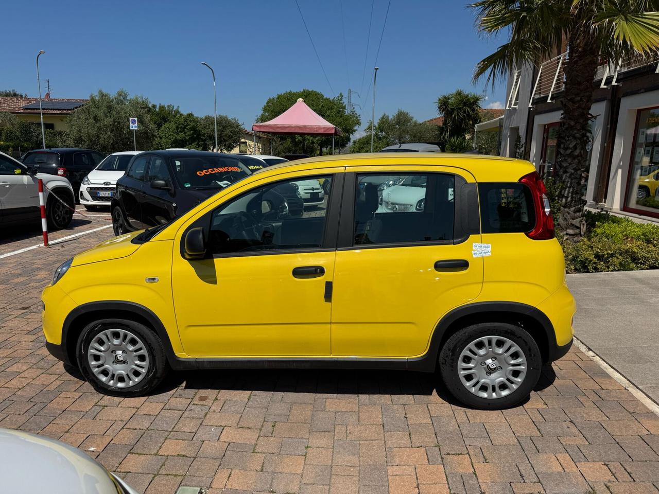 Fiat Panda 1.0 FireFly S&S Hybrid PREZZO PROMO 13.990,00 TUA A 173,00 EURO AL MESE 0 ANTICIPO 0 MAXIRATA