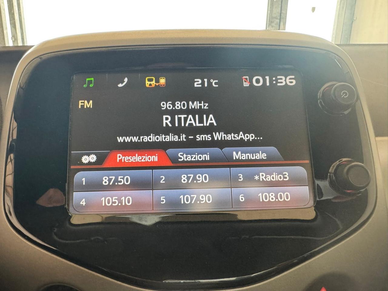 Toyota Aygo 1.0 VVT-i 69 CV 5 porte x-cool TSS