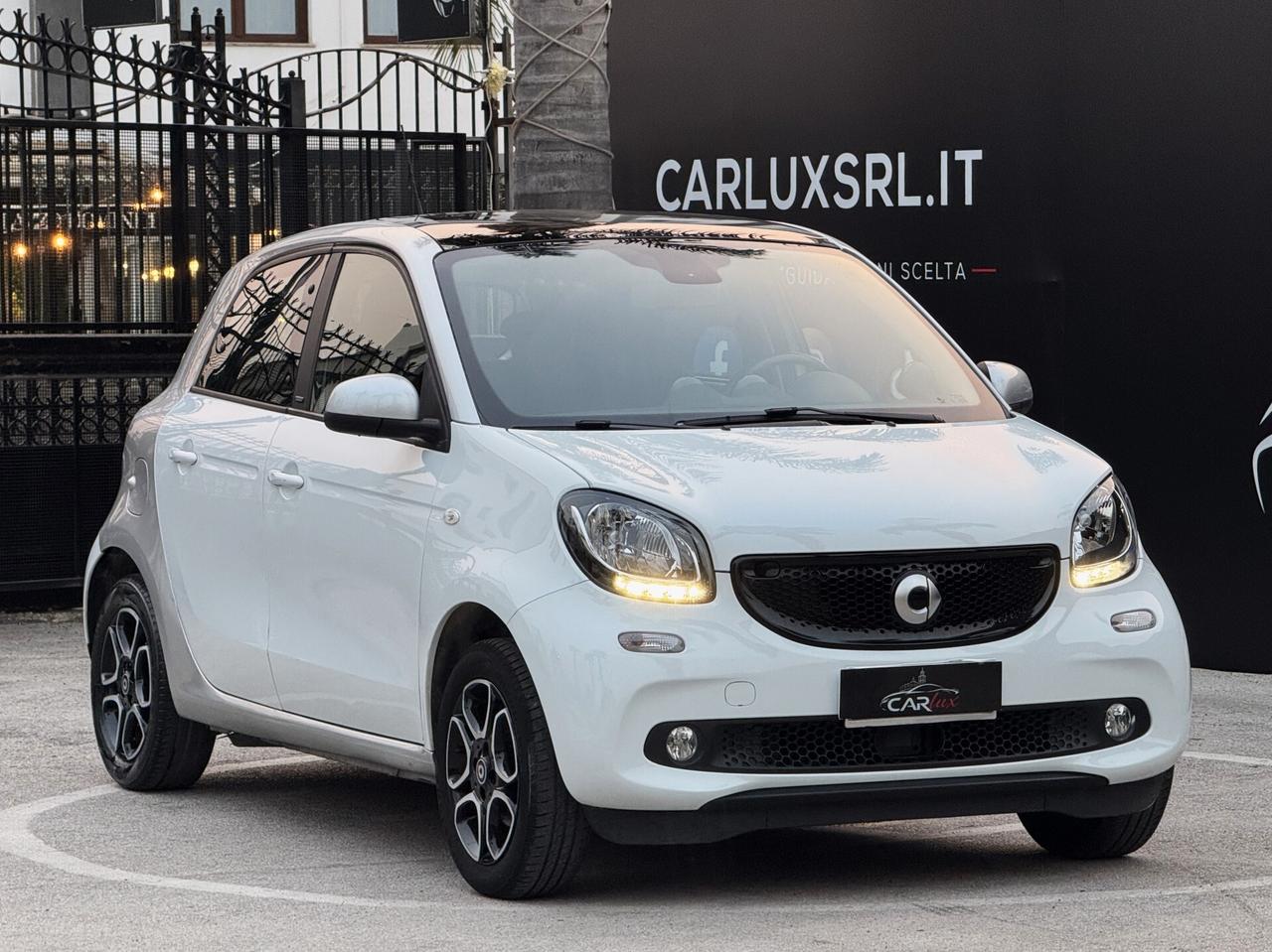 Smart forFour 1.0 Passion 71CV Twinamic TETTO
