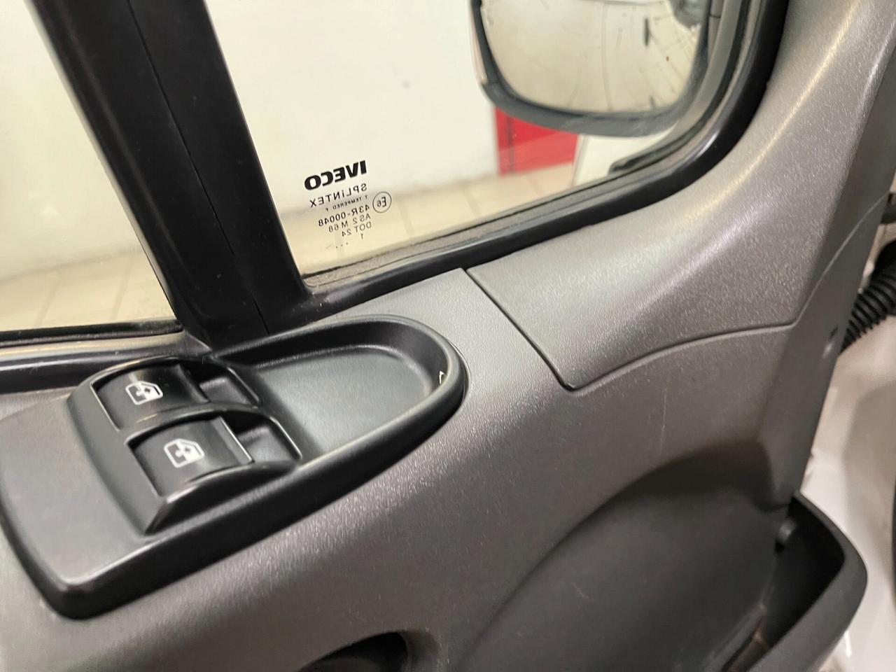 Iveco Daily 29L11 3 posti-Ok Neopatentati_LEGGI SOTTO