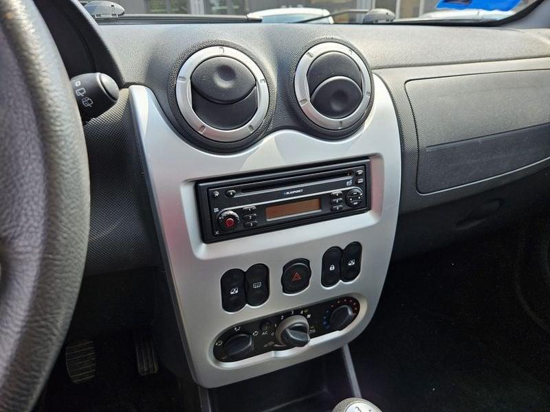 Dacia Sandero Sandero 1.4 8v Laureate Gpl
