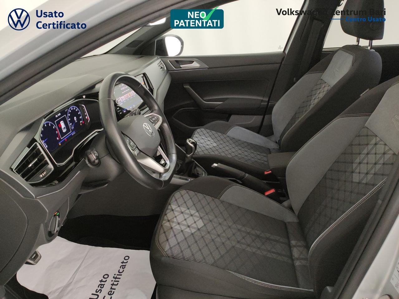 Volkswagen Taigo 1.0 tsi r-line 110cv