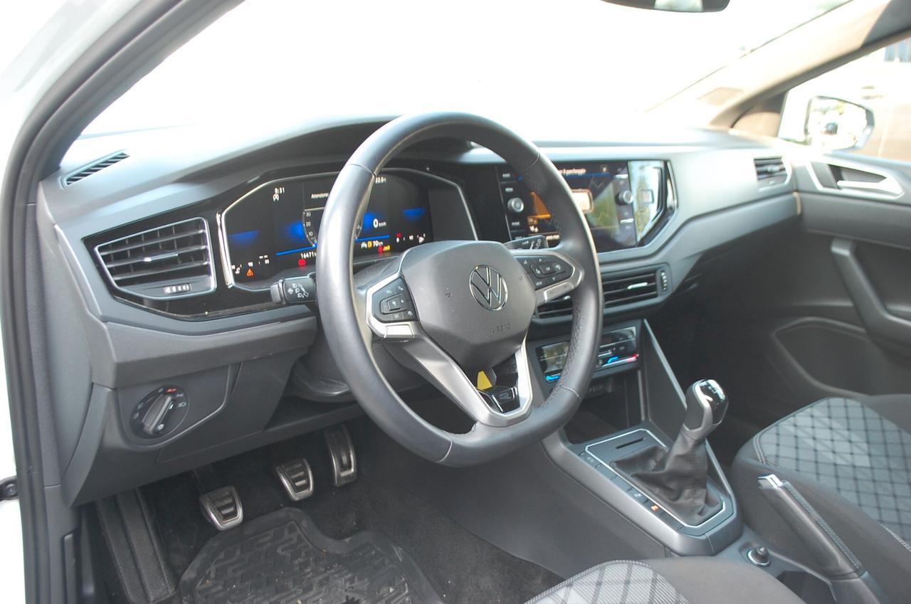 Volkswagen Polo 1.0 tsi R-Line 95CV Uff Italy Led USB Clima Radar