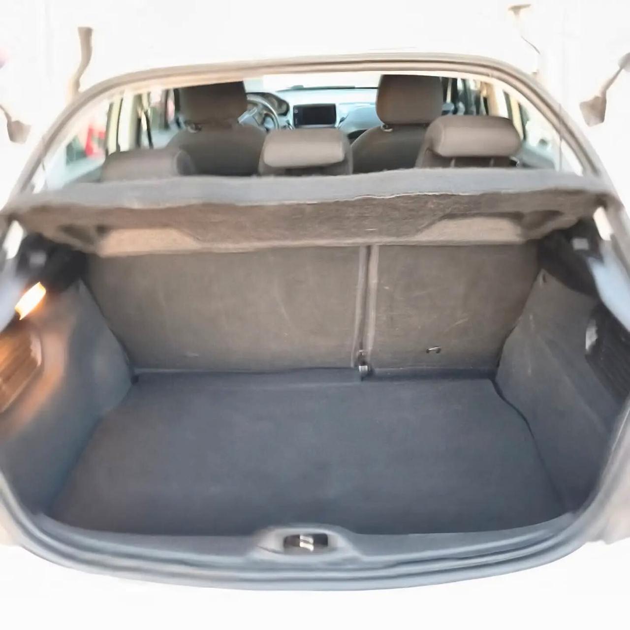 Peugeot 208 BlueHDi 75 OK NEOPATENT
