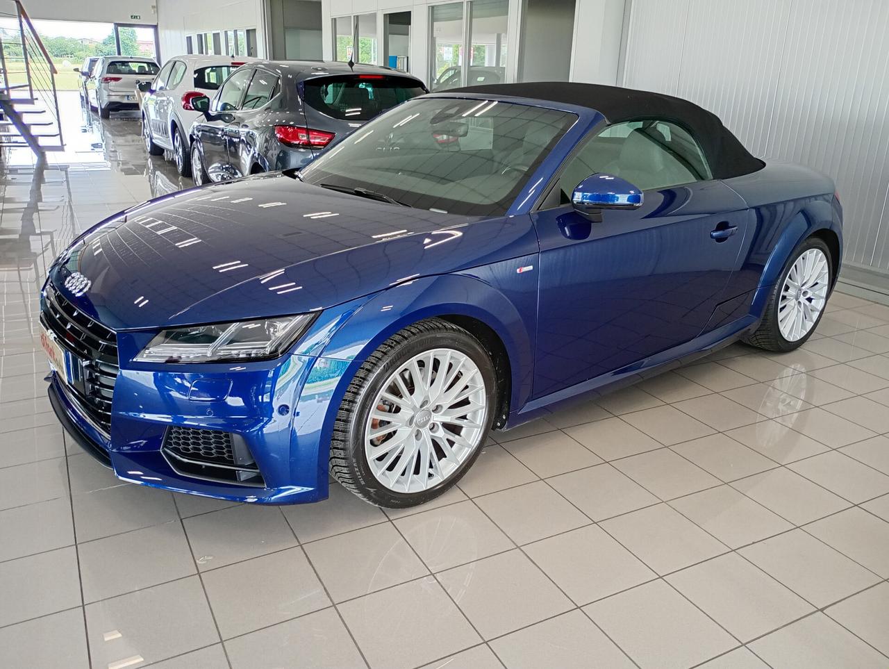Audi TT Roadster 2.0 TFSI S line