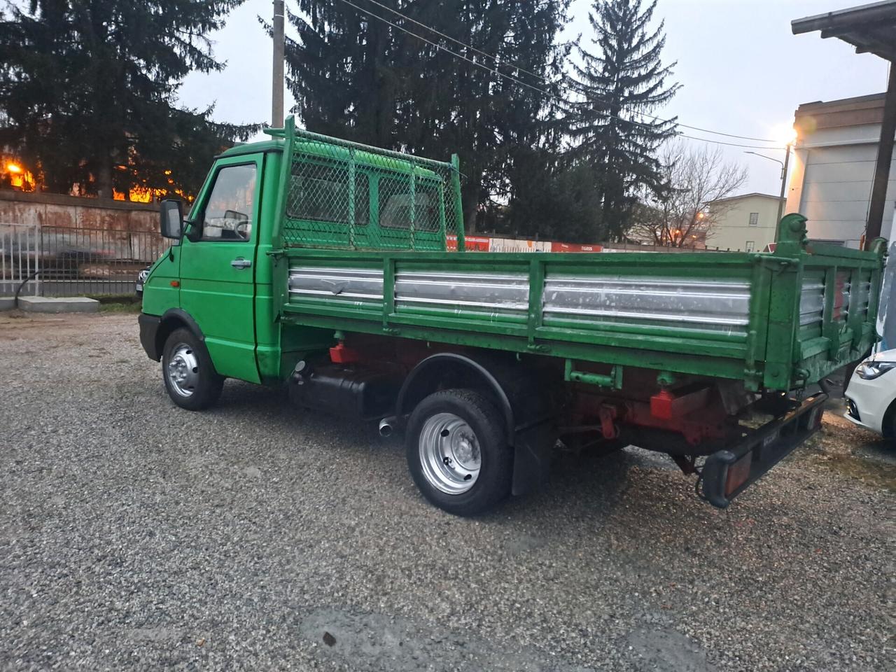 Iveco Daily 35.8 2.5 Diesel RIBALTABILE